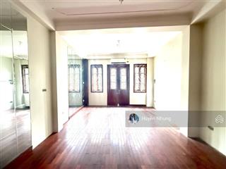 Nhỏ xinh, vừa tiền, mp triệu việt vương, kd đỉnh 32m² x 7t thang máy, thông sàn, chỉ nhỉnh 30 tỷ!