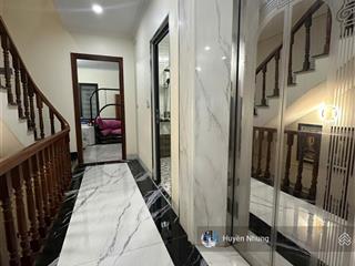 Hiếm bán, nhà đẹp, ở ngay, 80m*5 tầng, nhô 20 tỷ, vị trí trung tâm, kết hợp homestay, văn phòng..