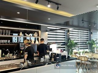 Duy nhất 1 căn, giá tốt nhất khu vực, toà văn phòng, dòng tiền mặt phố nguyễn văn cừ, đẳng cấp