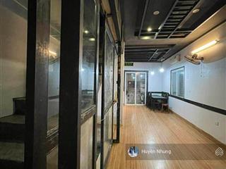 Giá tốt nhất khu vực, mp thi sách, dt 80m², 3 tầng, mt rộng, hiếm bán, chỉ nhô 40 tỷ. thương lượng