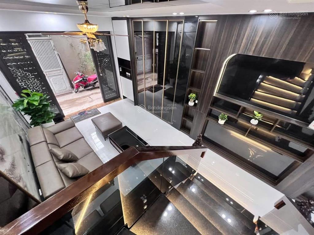 Bán nhà lê trọng tấn ô tô 44m, 4t, 13,5 tỷ nhà đẹp y hình, thanh xuân. 0971 685 ***.