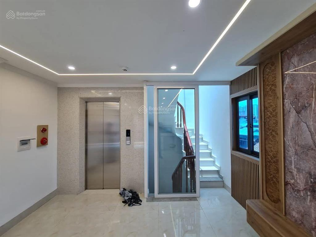 Bán nhà nguyễn trãi ngay ngã tư sở 38/45m, 8t, mt 4,3m, 13,5 tỷ ô tô vào nhà 0971 685 ***.