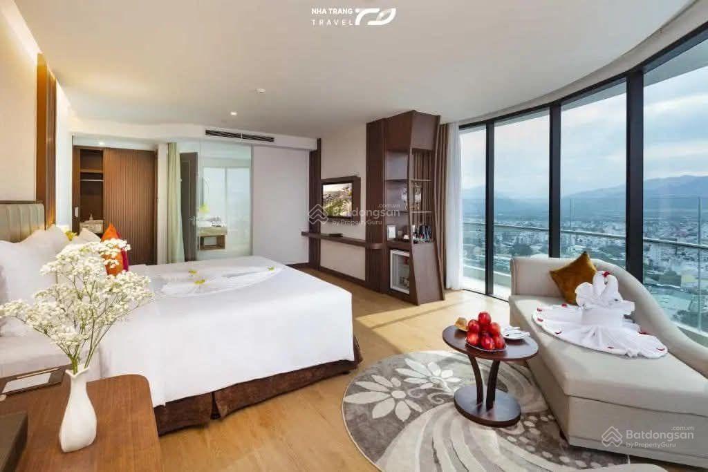 Bán khách sạn 5 sao nha trang 2915m², 42 tầng, mt 70m, 2000 tỷ. chủ cần chuyển nhượng khách sạn 5