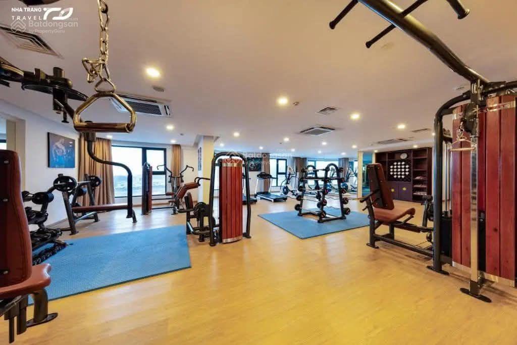 Bán khách sạn 5 sao nha trang 2915m², 42 tầng, mt 70m, 2000 tỷ. chủ cần chuyển nhượng khách sạn 5