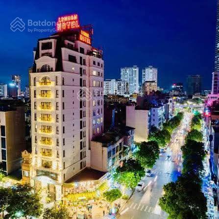 (vip) bán khách sạn đẳng cấp 4 sao phố trần thái tông 285m2, 15 tầng, mt 10m, 310 tỷ  cầu giấy