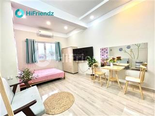 Studio 30m2 ngay phan xích long  thang máy, máy giặt riêng  cạnh bờ kè trường sa
