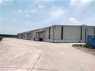 Cho thuê bãi xe container đào trí quận m2