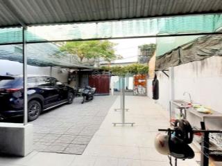 Đất 210m2 xây ks, chdv cạnh metro