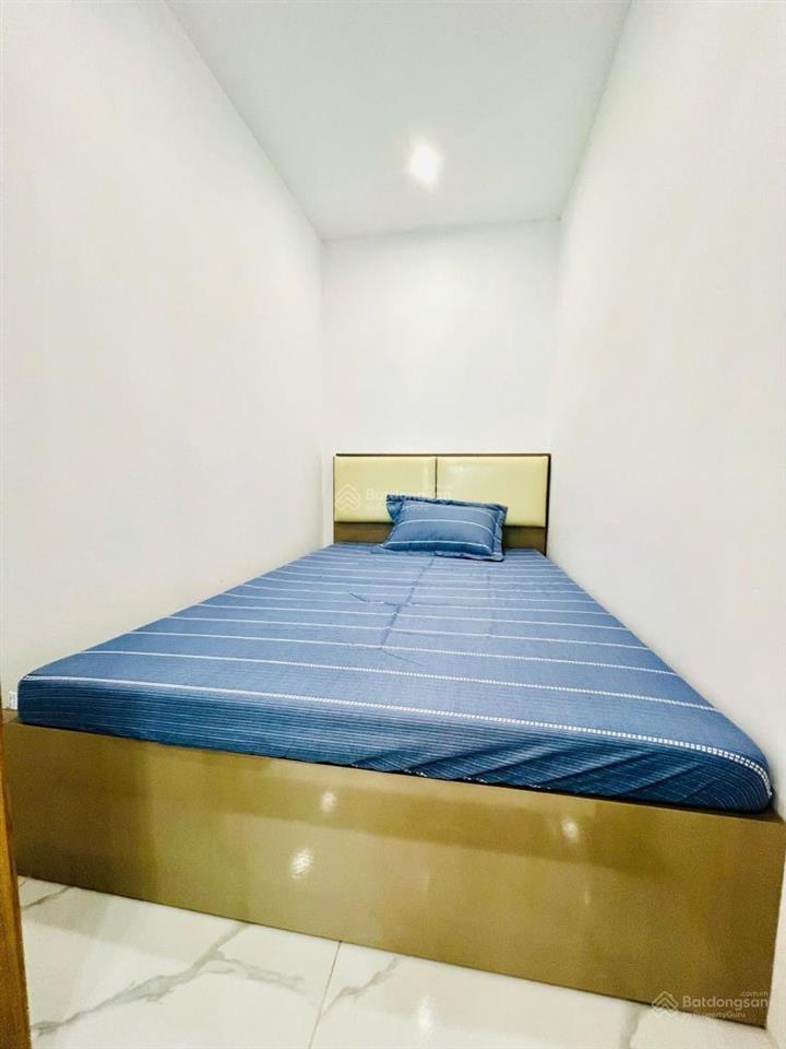Cần bán nhà phố lê văn lương, 32m2x5 tầng, 15m ra mặt phố,32m2x5 tầng, phòng nào cũng có cửa sổ