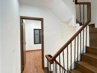 Cần bán nhà nguyễn chí thanh, ngõ nông gần phố, nội thất hiện đại, 45m2x5 tầng, 5 phòng ngủ!