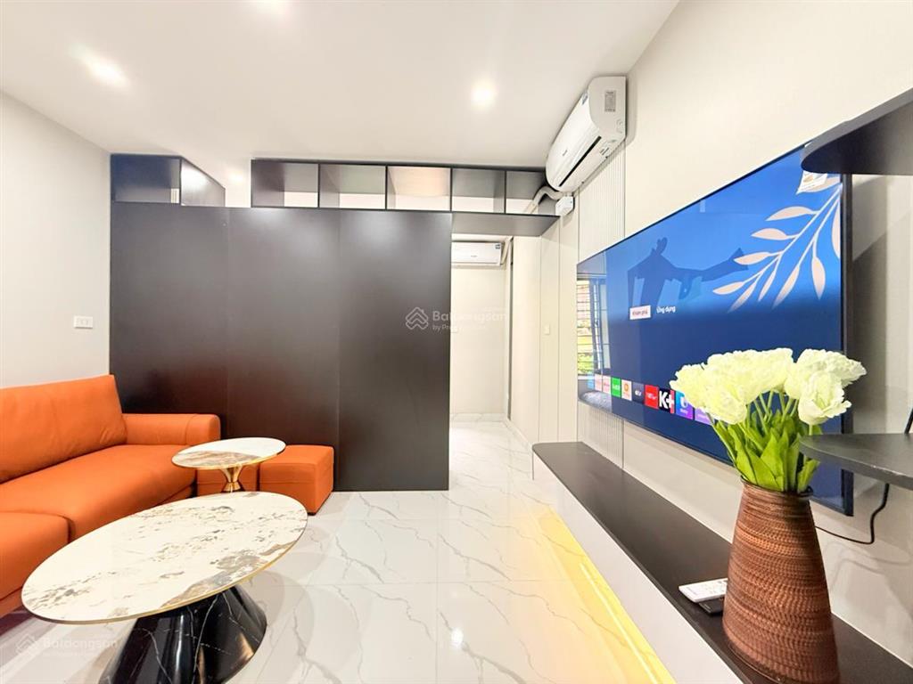 Cần bán nhà phố trung liệt, vài bước chân ra phố, mặt tiền bề thế, nội thất hiện đại, 38m2x5 tầng