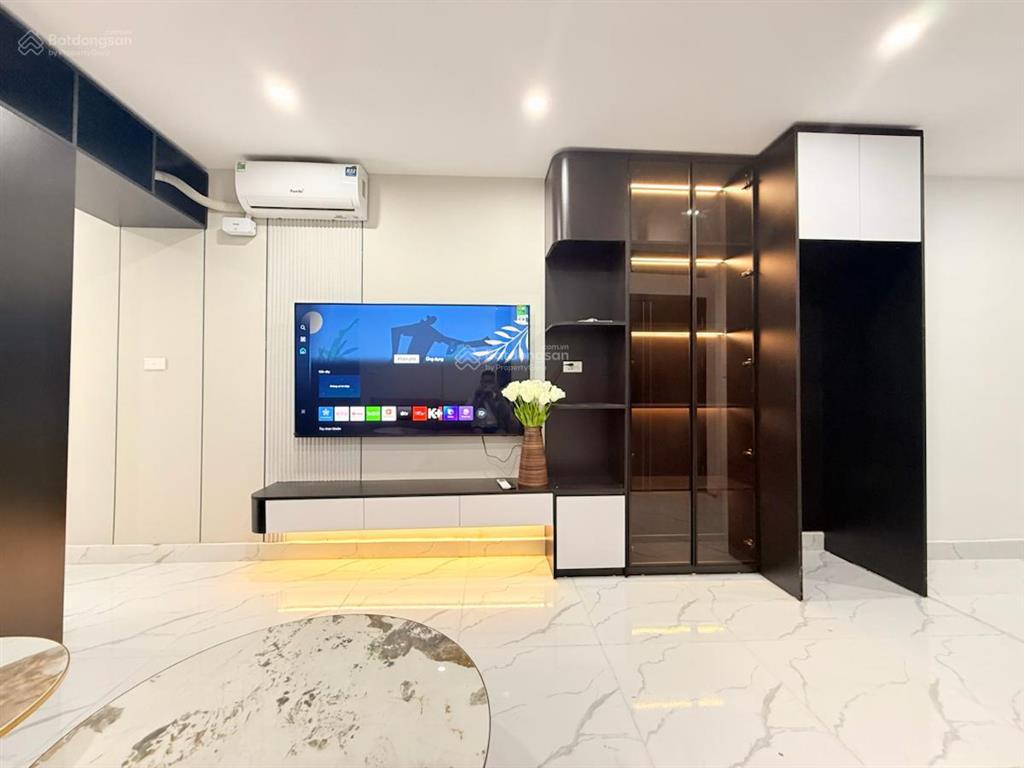 Cần bán nhà phố trung liệt, vài bước chân ra phố, mặt tiền bề thế, nội thất hiện đại, 38m2x5 tầng