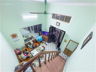 Cần bán nhà phố trần quang diệu, ngõ thông kd, nhà 2 thoáng trước sau, đẹp ở ngay, 37m2x4,5 tầng