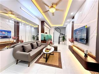 Lô góc hồ đắc di, ngõ nông, kinh doanh, ô tô đỗ gần, qh ổn định, sổ cc, tặng full đồ, mới đẹp, 41m2