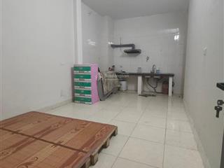 Giảm sâu! nguyễn phúc lai, lô góc, dân xây, 30m ra ô tô, sân rộng, kinh doanh, sổ đẹp, 37m2x5t