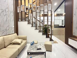 Cần bán nhà hào nam, ngõ nông gần phố, khu dân trí cao, nhiều tiện ích, nhà đẹp ở ngay, 37m2x5t