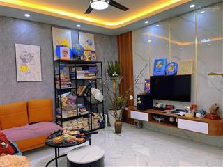 Sót lại nhà riêng huỳnh thúc kháng, mặt ngõ phân lô, vf8 vào nhà, gần trường đh ngoại thương, luật