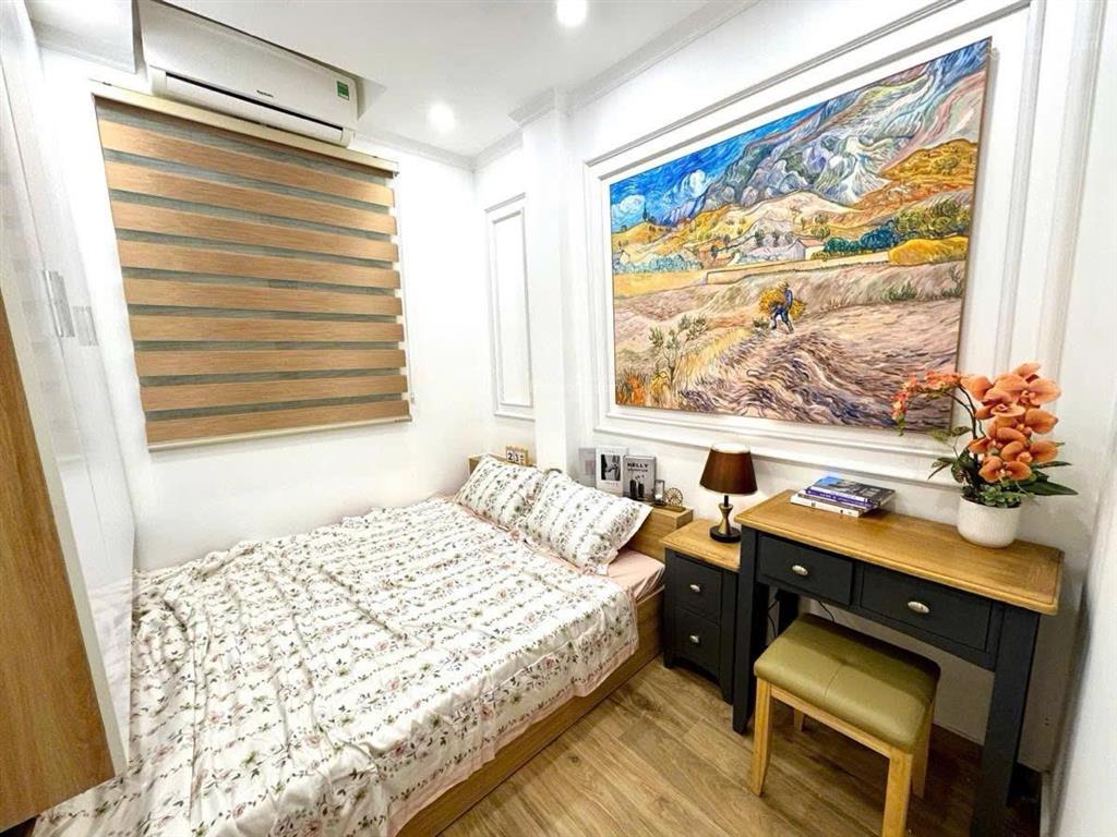 Cần bán nhà đẹp phố thái hà 3 bước chân ra phố, kết nối các tuyến chùa bộc hoàng cầu, láng hạ, 42m2