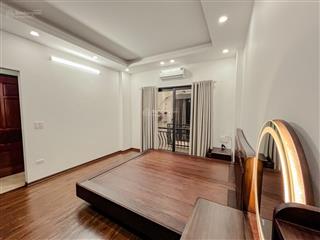 Cần bán nhà đẹp phố trần hữu tước ngõ nông gần phố, trước nhà thoáng sáng, nhà đẹp ở ngay 37m2x4.5t