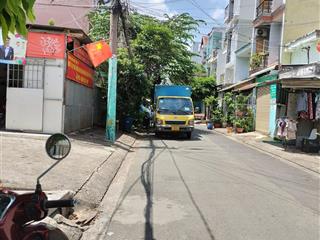 1 trục lê đức thọ gò vấp  4 tầng full nội thấtngang 10m hẻm xe hơi 7 tỷ