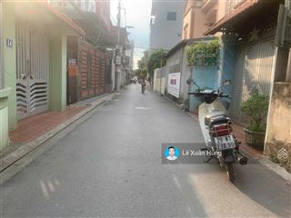 Bán gấp đất trục chính thôn vàng, cổ bi, gia lâm. 102m2, mt 5m, vị trí đẹp.