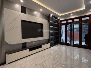 Nhag mới koong 6tầng thang máy kinh doanh on,thông mặt phố ngọc lâm,full nội thất 60m2 chỉ 11.2 tỷ