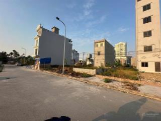 Bán 120m2 mặt tiền 8,56m đất lô 21b lê hồng phong  vị trí vị trí sau trung tâm lạc hồng, big c