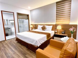 Biệt thự sân vườn hồ tây  220m5 tầngdòng tiền cao, 3 bước ra hồ, 82 tỷ