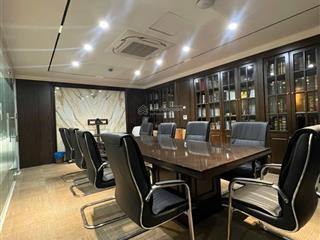 Toà nhà đỉnh!phố đội cấn ô tô tránhvỉa hè110m2*10 tầng thang máy, giá 74 tỷ