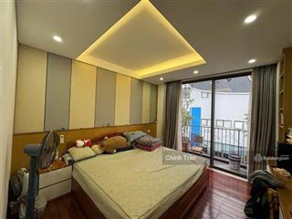 Bán tòa nhà shophoue tại lý sơn 80m 6 tầng mt 6m phân lô ô tô tránh vỉa hè kd 24 tỷ tl