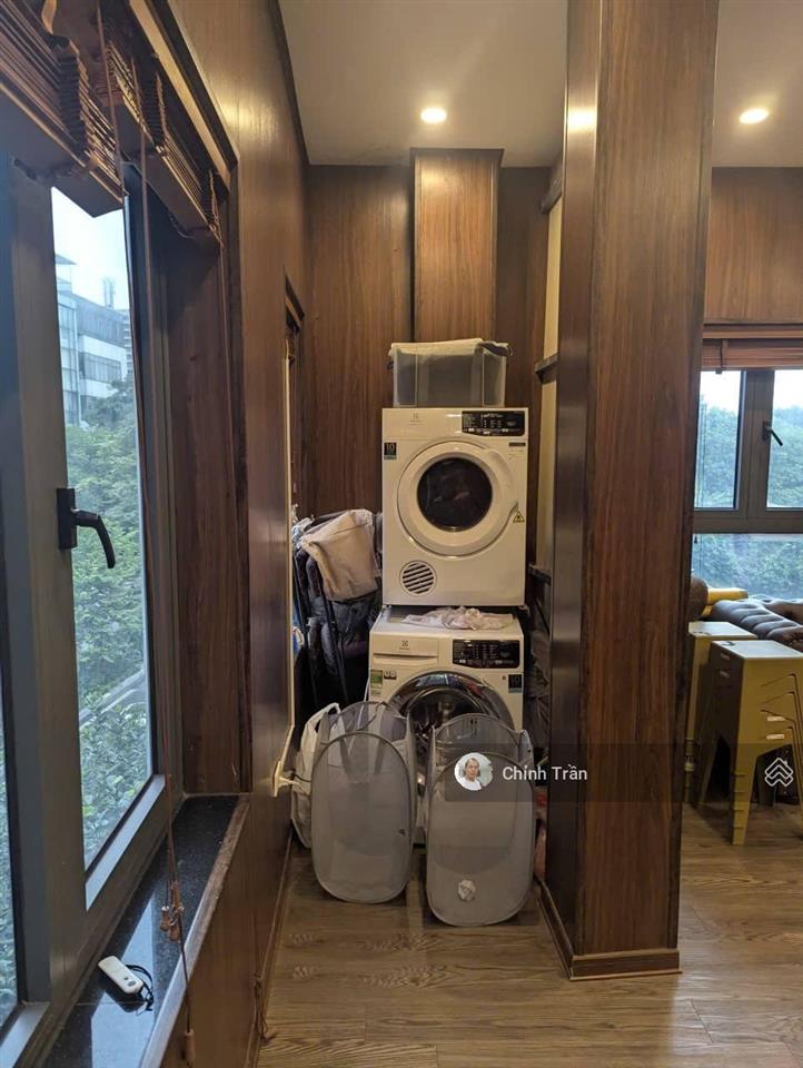 Cc bán tòa vp mặt phố vừa ở vừa kinh doanh. dòng tiền 120 triệu /tháng. sổ vuông đẹp bàn giao ngay