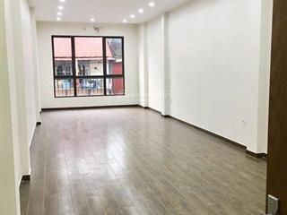 Cho thuê nhà 50m2x4 tầng mặt phố đỗ quang  nguyễn thị định  trung hòa, mới đẹp làm vp, spa