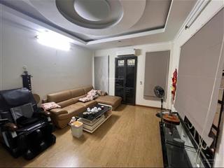 Cho thuê nhà riêng 5 tầng, thang máy tại hoàng ngân  trung hòa, nhà mới đẹp, ô tô đỗ cửa