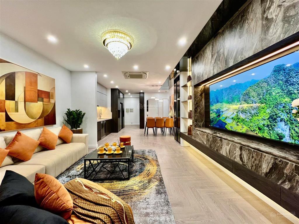 Bán căn hộ 3pn  2wc mulberry lane toà c tầng trung 130m2. sổ đỏ lâu dài.  0965 610 ***