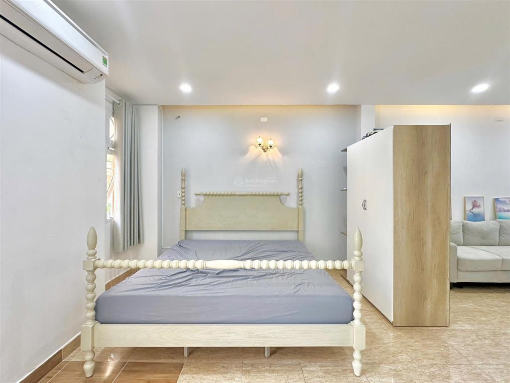 Cho thuê căn hộ 45m2 1pn ban công full nội thất oto đậu trước nhà khu biệt thự, ăn uống, an ninh