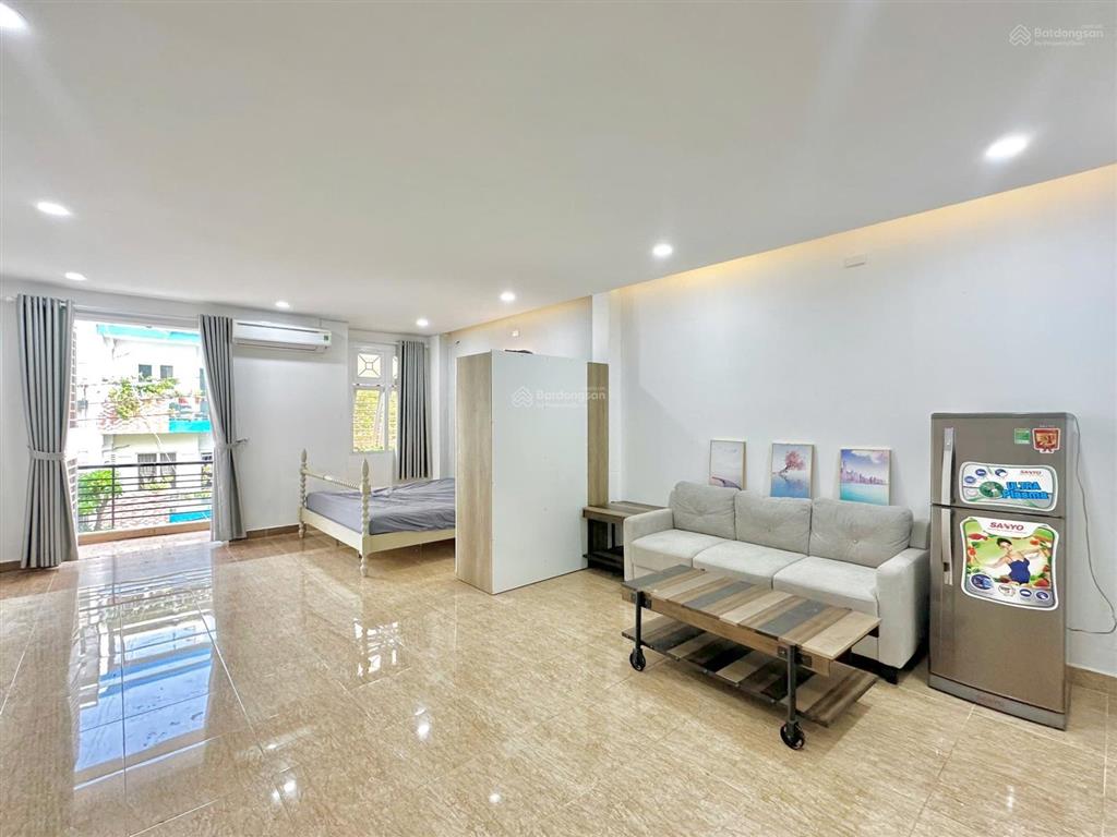 Cho thuê căn hộ 45m2 1pn ban công full nội thất oto đậu trước nhà khu biệt thự, ăn uống, an ninh