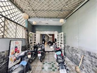 Mặt tiền đường kinh doanh đỉnh  xe hơi ngủ trong nhà