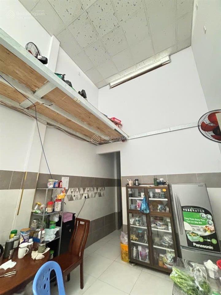 Hẻm 1 trục tới nhà  90m2  nở hậu đón tài lộc  chỉ 9.6 tỷ