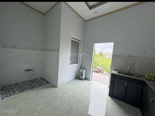 Chủ kẹt tiền nên cần bán gấp căn nhà ở tphcm