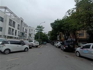 Bán nhà đình thôn  mỹ đình lô góc  đường 2 ô tô tránh, kinh doanh nhỏ, 40m2  4 tầng  10tỷx