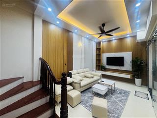 Bán nhà mỹ đình giá hơn 6 tỷ căn 34m2  5 tầng  đẹp long lanh full nội thất sẵn ở  gần ô tô