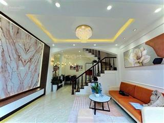Hạ 500tr bán nhanh nhà mễ trì dân xây 5 tầng 56m2, ô tô cách 15m, tặng nội thất xịn xò chỉ 11,5tỉ