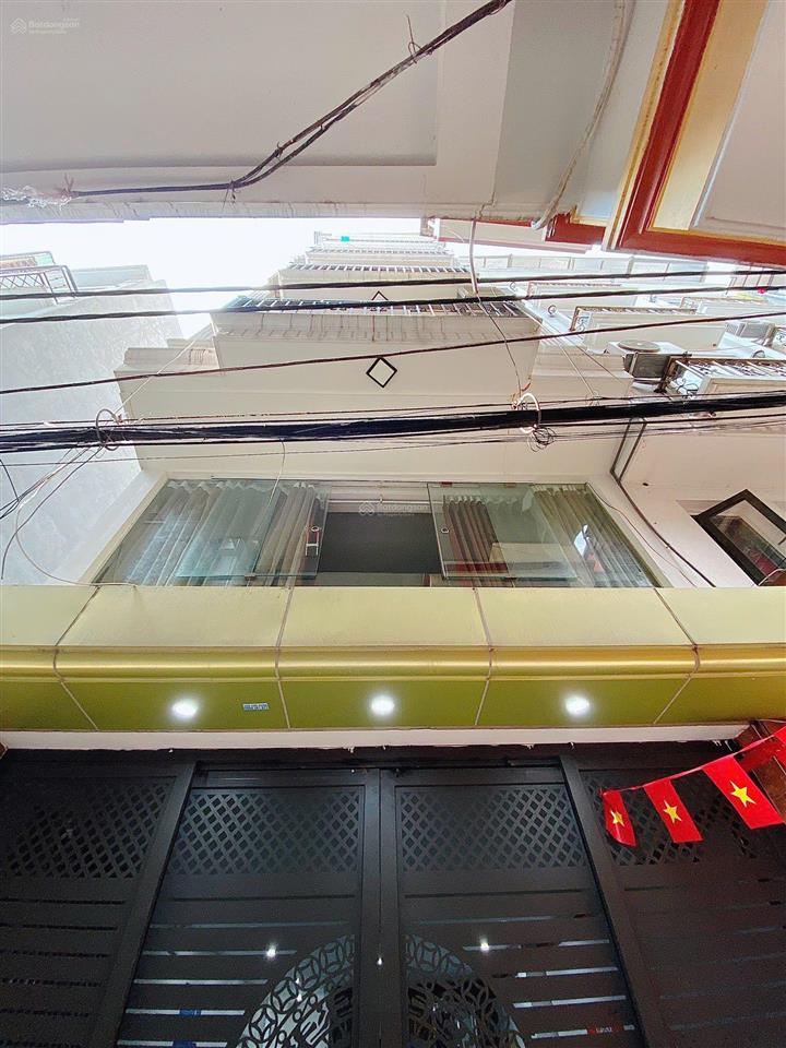 Rẻ nhất mễ trì chỉ hơn 7tỉ bán nhà 5 tầng 36m2  5m ra ô tô  dân xây chắc chắn  tặng nội thất.