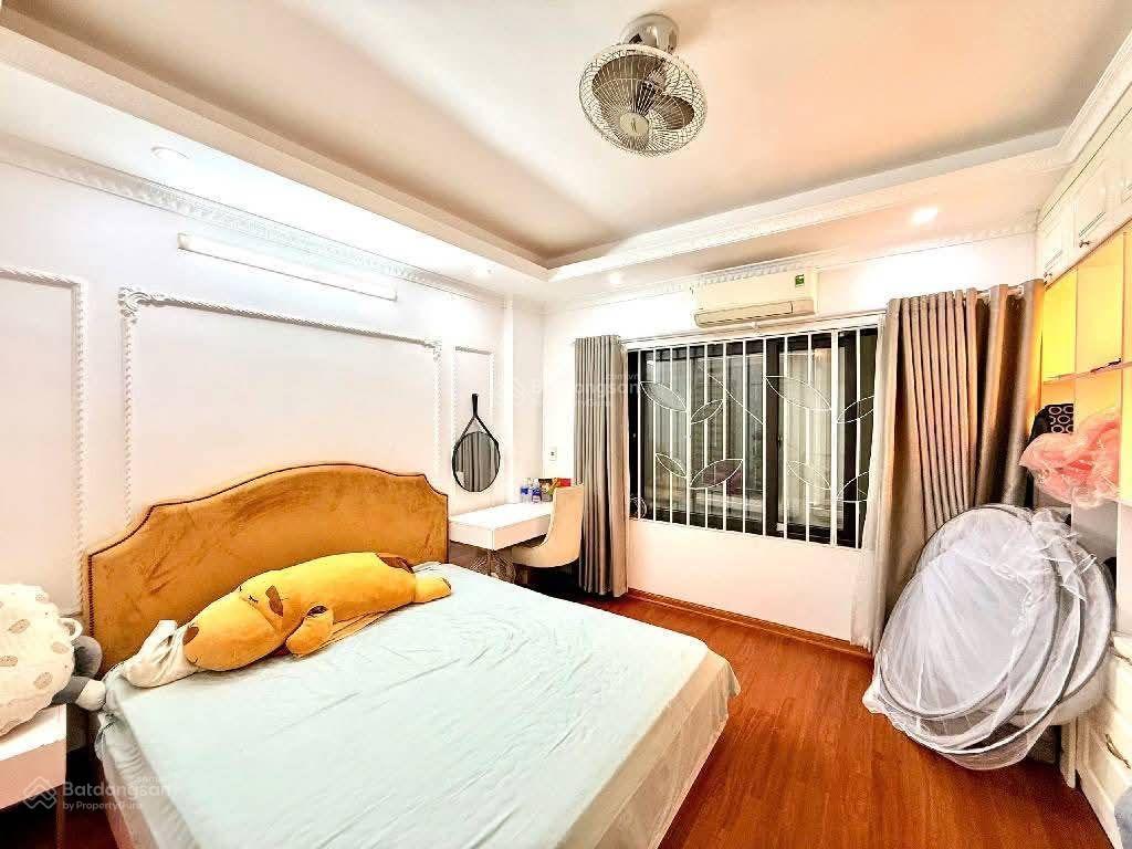 8tỉ hơn  phú đô  nhà đẹp lô góc 2 thoáng  dân xây  40m2  5 tầng  6 ngủ  ô tô cách hơn 10m