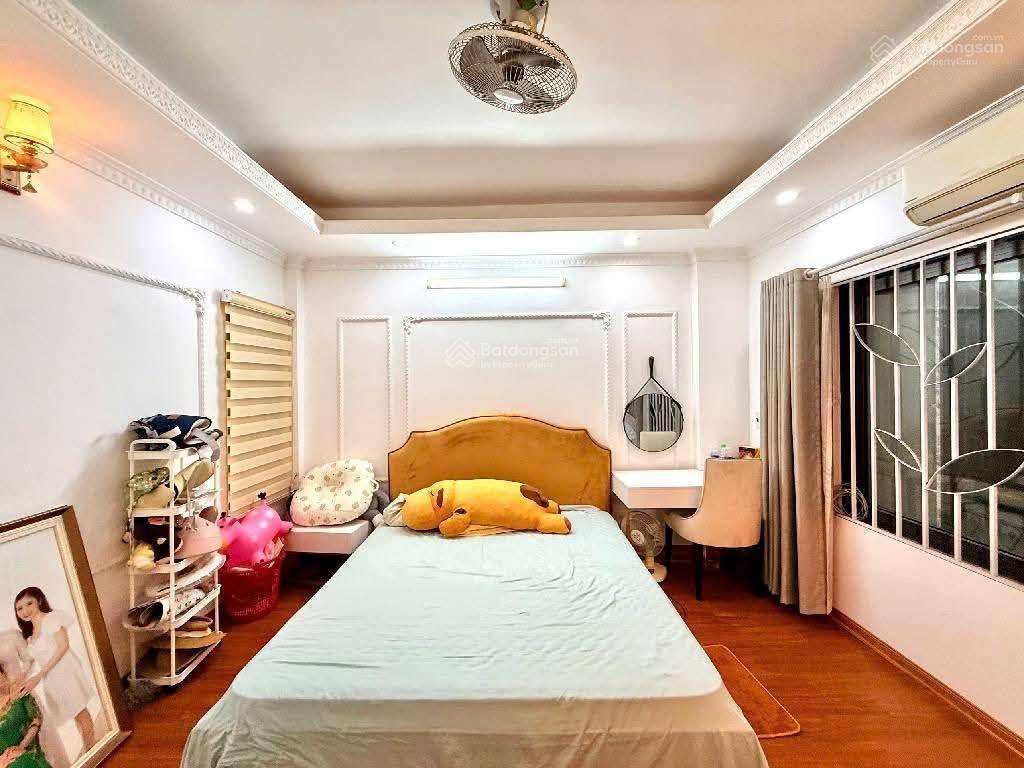 8tỉ hơn  phú đô  nhà đẹp lô góc 2 thoáng  dân xây  40m2  5 tầng  6 ngủ  ô tô cách hơn 10m