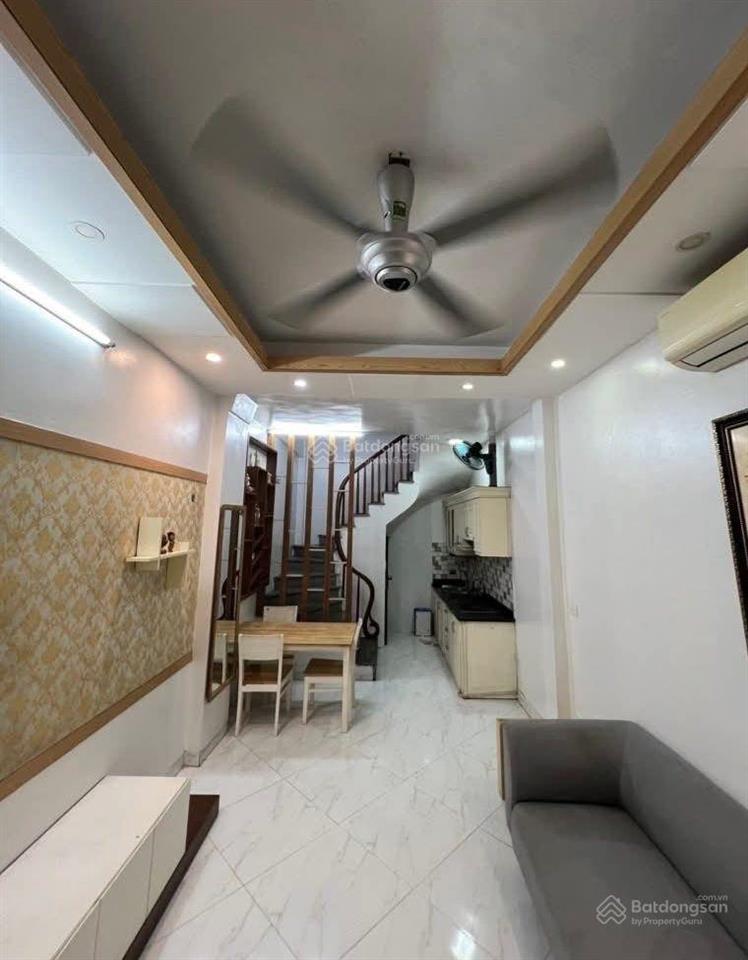 Hơn 7tỉ bán nhà mỹ đình ô tô đỗ cửa  lô góc  kinh doanh nhỏ 6 tầng  5 ngủ  dân xây chắc chắn