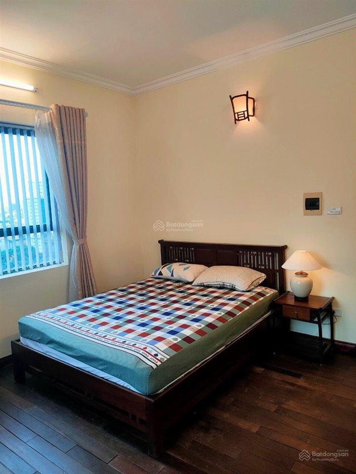 Nổi bật ! cho thuê căn hộ 17t hoàng đạo thúy. 153m2. 3 phòng ngủ đồ cơ bản gắn tường. 16tr/th