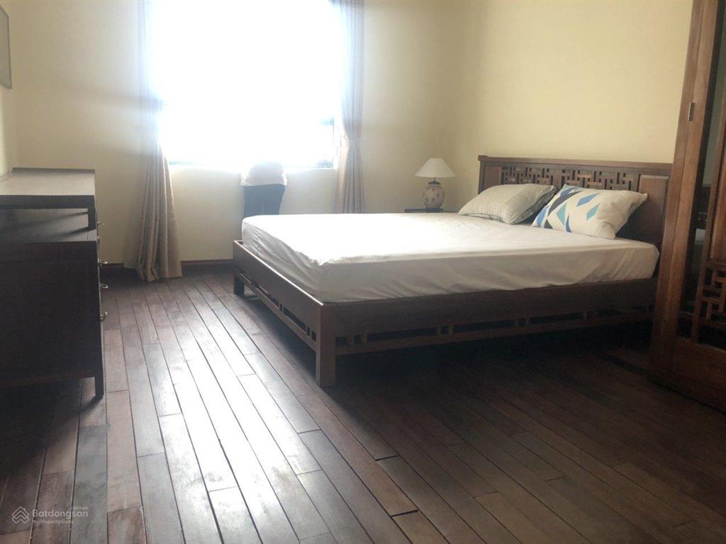 Nổi bật ! cho thuê căn hộ 17t hoàng đạo thúy. 153m2. 3 phòng ngủ đồ cơ bản gắn tường. 16tr/th