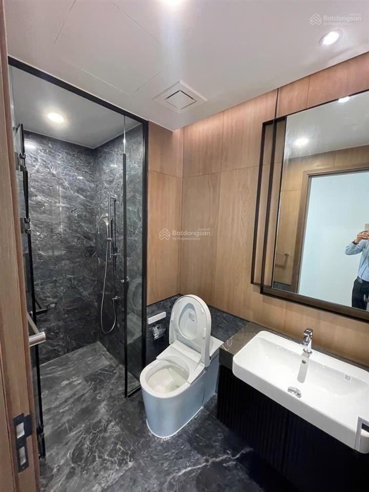 Cho thuê lumiere 1pn 25 triệu (2pn 30tr) (3pn 44tr). còn nhiều căn giá tốt full nội thất 0936 484 ***