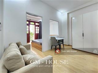 Căn hộ 1pn ban công thoáng mát 40m2. nhà mặt tiền xe hơi, máy giặt riêng tại đường d2, gần gtvt